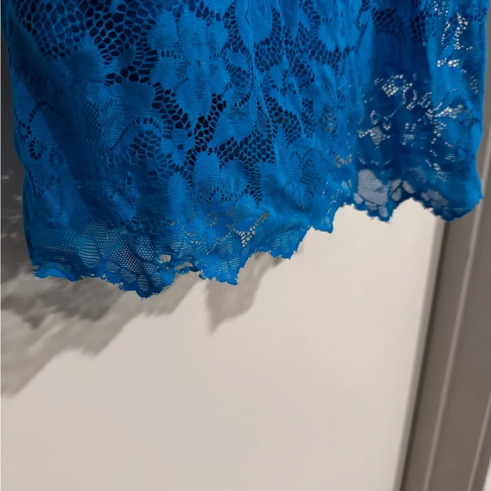 bebe blue lace mini dress - Picture 8 of 9